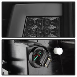 00-06-Gmc-YukonYukon-Xl-V2-Light-Bar-Led-Tail-Lights---Blk-Smoke-(Alt-Yd-Cd00v2-Lbled-Bsm)