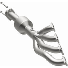 Load image into Gallery viewer, MagnaFlow Exhaust Products 49792 OEM Grade Manifold Catalytic Converter for Select BMW 550i, BMW 650i, BMW 750Li, BMW 750i