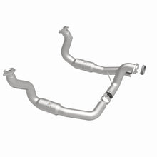 Load image into Gallery viewer, MagnaFlow Exhaust Products 52297 OEM Grade Direct-Fit Catalytic Converter for Select Ford F-250 Super Duty, Ford F-350 Super Duty