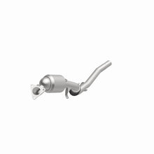 Load image into Gallery viewer, MagnaFlow Exhaust Products 5551374 California CARB Direct-Fit Catalytic Converter for Select Porsche Cayenne