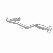 Load image into Gallery viewer, MagnaFlow Exhaust Products 5592702 California CARB Direct-Fit Catalytic Converter for Select Nissan Quest