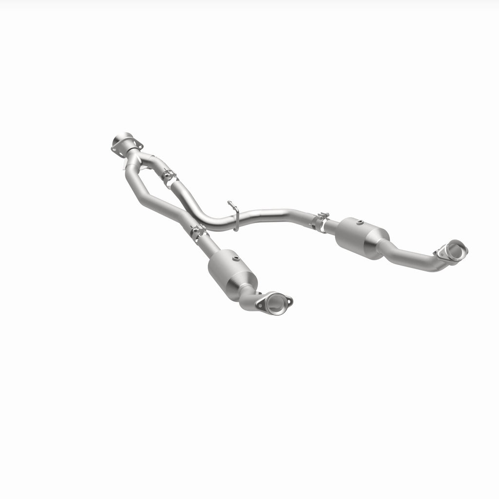 MagnaFlow Exhaust Products 280248 OEM Grade Direct-Fit Catalytic Converter for Select Ford Transit-150, Ford Transit-250, Ford Transit-350, Ford Transit-350 HD