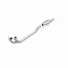 Load image into Gallery viewer, MagnaFlow Exhaust Products 93302 Standard Grade Direct-Fit Catalytic Converter for Select Ford Bronco, Ford E-150 Econoline, Ford E-150 Econoline Club Wagon, Ford E-250 Econoline, Ford E-250 Econoline Club Wagon, Ford E-350 Econoline, Ford E-350