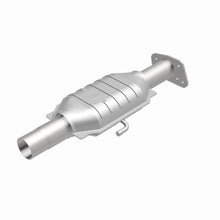 Load image into Gallery viewer, MagnaFlow Exhaust Products 3322456 California CARB Direct-Fit Catalytic Converter for Select Buick Commercial Chassis, Buick Roadmaster, Cadillac Brougham, Cadillac Commercial Chassis, Cadillac Fleetwood, Chevrolet Camaro, Chevrolet Caprice, Chevrolet El
