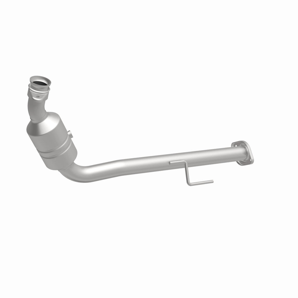 MagnaFlow Exhaust Products 49691 OEM Grade Direct-Fit Catalytic Converter for Select Jeep Wrangler