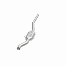 Load image into Gallery viewer, MagnaFlow Exhaust Products 3391244 California CARB Direct-Fit Catalytic Converter for Select Dodge D100, Dodge D150, Dodge D200, Dodge Ramcharger, Dodge W100, Dodge W150, Plymouth Trailduster