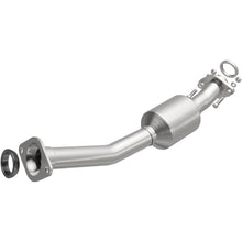 Load image into Gallery viewer, MagnaFlow Exhaust Products 52689 OEM Grade Direct-Fit Catalytic Converter for Select Chevrolet City Express, Nissan NV200