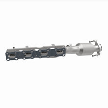 Load image into Gallery viewer, MagnaFlow Exhaust Products 4451501 California CARB Manifold Catalytic Converter for Select Nissan TITAN