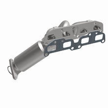 Load image into Gallery viewer, MagnaFlow Exhaust Products 51596 OEM Grade Manifold Catalytic Converter for Select Nissan Frontier, Suzuki Equator