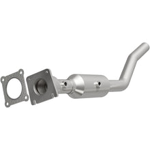 Load image into Gallery viewer, MagnaFlow Exhaust Products 5561509 California CARB Direct-Fit Catalytic Converter for Select Chrysler 200, Chrysler Sebring, Dodge Avenger, Dodge Caliber, Dodge Journey, Jeep Compass, Jeep Patriot