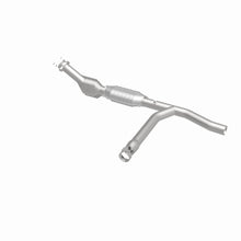 Load image into Gallery viewer, MagnaFlow Exhaust Products 447132 California CARB Direct-Fit Catalytic Converter for Select Ford F-150