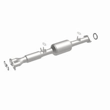 Load image into Gallery viewer, MagnaFlow Exhaust Products 3391896 California CARB Direct-Fit Catalytic Converter for Select Toyota Previa