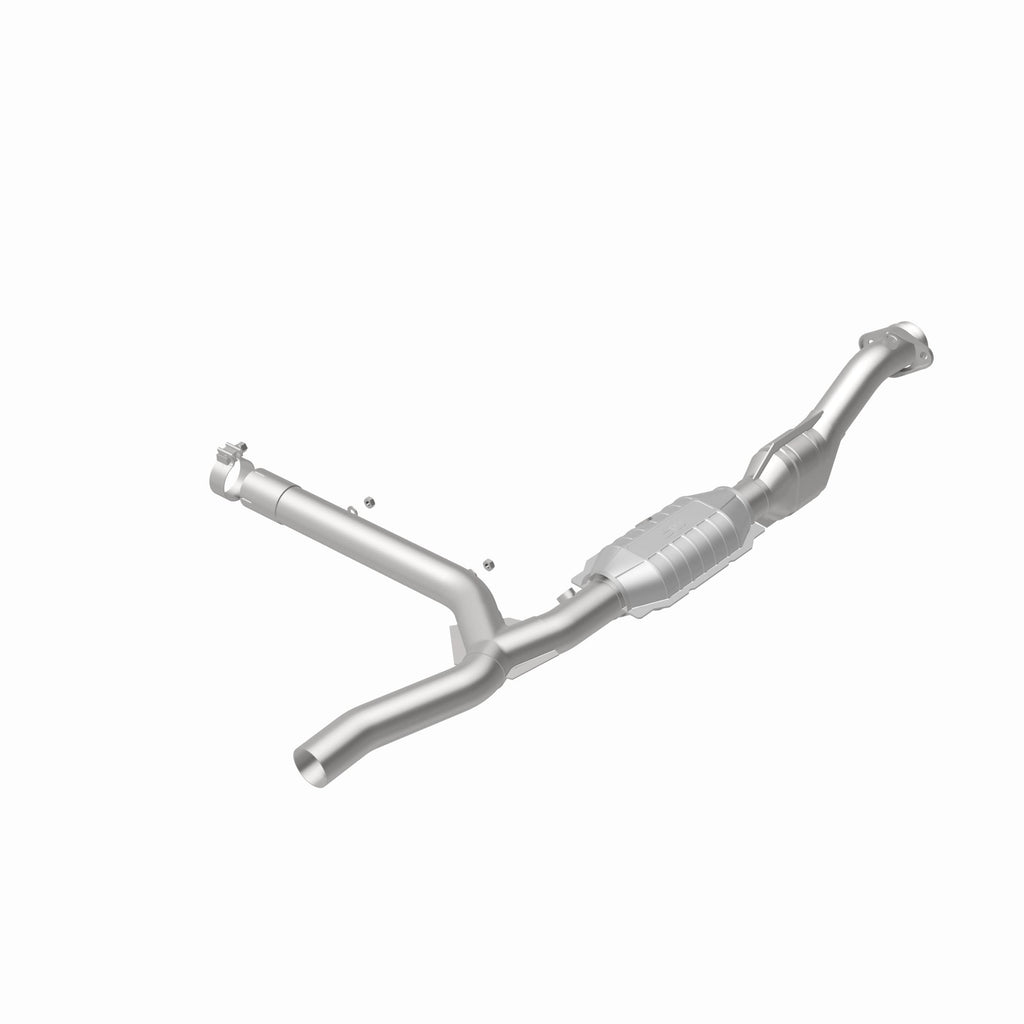 MagnaFlow Exhaust Products 447178 California CARB Direct-Fit Catalytic Converter for Select Ford E-150 Econoline, Ford E-150 Econoline Club Wagon, Ford Expedition, Ford F-150, Ford F-250