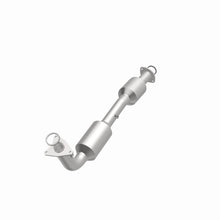 Load image into Gallery viewer, MagnaFlow Exhaust Products 5582630 California CARB Direct-Fit Catalytic Converter for Select Toyota Sequoia, Toyota Tundra