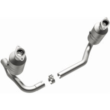 Load image into Gallery viewer, MagnaFlow Exhaust Products 5451849 California CARB Direct-Fit Catalytic Converter for Select Dodge Dakota, Mitsubishi Raider