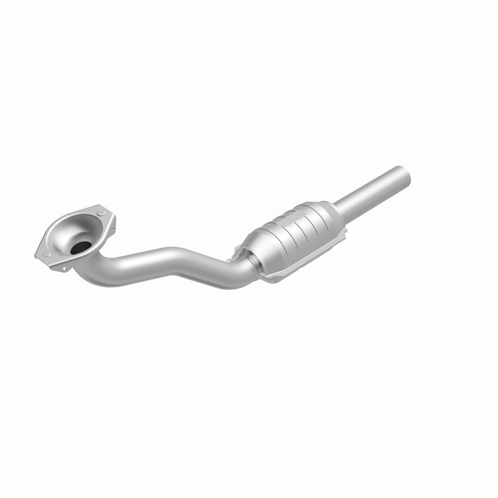 MagnaFlow Exhaust Products 22924 Standard Grade Direct-Fit Catalytic Converter for Select Volkswagen Golf, Volkswagen Jetta