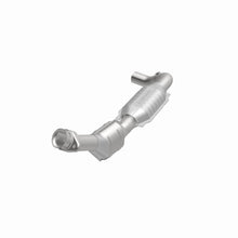Load image into Gallery viewer, MagnaFlow Exhaust Products 49429 OEM Grade Direct-Fit Catalytic Converter for Select Ford E-150, Ford E-150 Club Wagon, Ford E-150 Econoline, Ford E-150 Econoline Club Wagon, Ford E-250, Ford E-250 Econoline