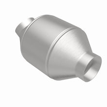 Load image into Gallery viewer, MagnaFlow Exhaust Products 51775 OEM Grade Universal Catalytic Converter for Select Audi Q7, Ford Five Hundred, Ford Freestyle, Mazda MX-5 Miata, Mercury Montego, Volkswagen Touareg