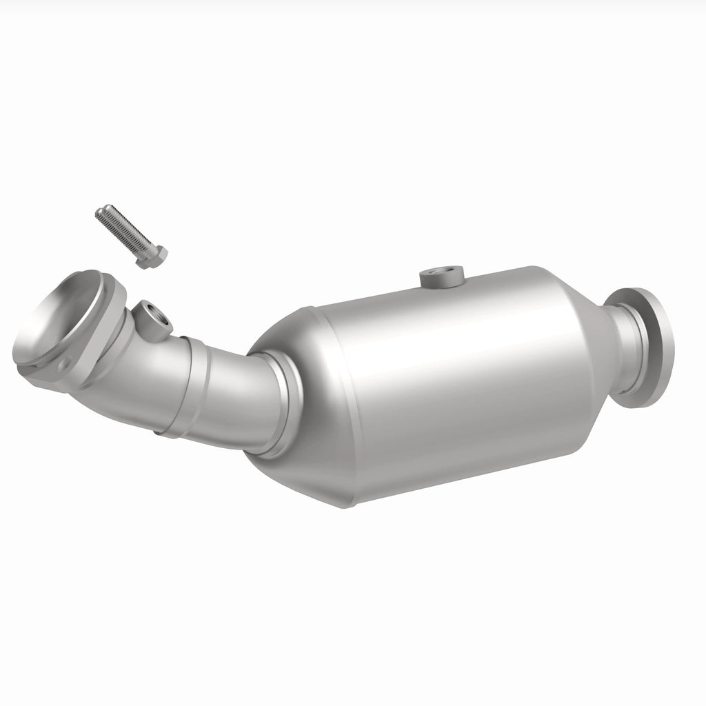 MagnaFlow Exhaust Products 21-681 OEM Grade Direct-Fit Catalytic Converter for Select Mercedes-Benz C400, Mercedes-Benz C43 AMG, Mercedes-Benz C450 AMG, Mercedes-Benz E43 AMG, Mercedes-Benz E450, Mercedes-Benz GLC43 AMG