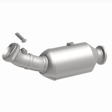 Load image into Gallery viewer, MagnaFlow Exhaust Products 21-681 OEM Grade Direct-Fit Catalytic Converter for Select Mercedes-Benz C400, Mercedes-Benz C43 AMG, Mercedes-Benz C450 AMG, Mercedes-Benz E43 AMG, Mercedes-Benz E450, Mercedes-Benz GLC43 AMG