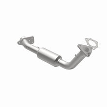 Load image into Gallery viewer, MagnaFlow Exhaust Products 3322470 California CARB Direct-Fit Catalytic Converter for Select Buick Commercial Chassis, Buick Roadmaster, Cadillac Commercial Chassis, Cadillac Fleetwood, Chevrolet Caprice, Chevrolet Impala