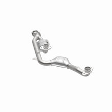 Load image into Gallery viewer, MagnaFlow Exhaust Products 441113 California CARB Direct-Fit Catalytic Converter for Select Lincoln Continental