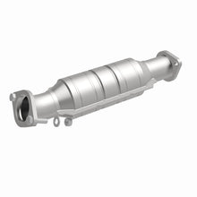 Load image into Gallery viewer, MagnaFlow Exhaust Products 24426 HM Grade Direct-Fit Catalytic Converter for Select Hyundai Azera, Hyundai Santa Fe, Hyundai Sonata, Hyundai Veracruz, Kia Amanti