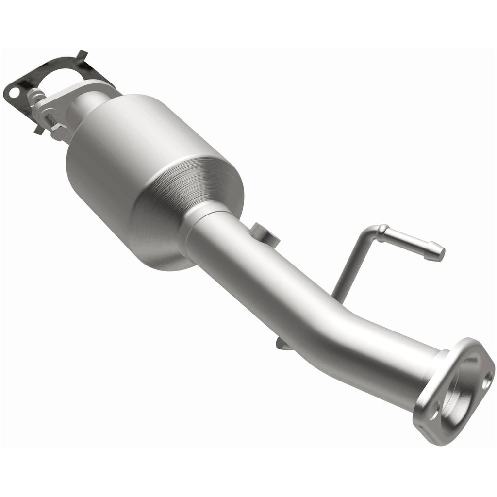 MagnaFlow Exhaust Products 52690 OEM Grade Direct-Fit Catalytic Converter for Select Chevrolet City Express, Nissan NV200