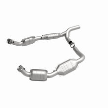 Load image into Gallery viewer, MagnaFlow Exhaust Products 51640 OEM Grade Direct-Fit Catalytic Converter for Select Ford E-150, Ford E-250