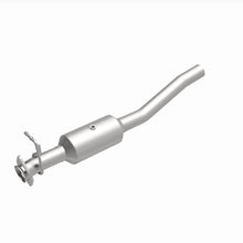 Load image into Gallery viewer, MagnaFlow Exhaust Products 280447 OEM Grade Direct-Fit Catalytic Converter for Select Ford F-53 Motorhome Chassis