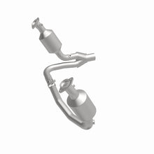 Load image into Gallery viewer, MagnaFlow Exhaust Products 4651658 California CARB Direct-Fit Catalytic Converter for Select Dodge Dakota