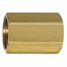Load image into Gallery viewer, Fairview 32-4 Brass Coupling 1/4 Female SAE