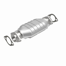 Load image into Gallery viewer, MagnaFlow Exhaust Products 3391693 California CARB Direct-Fit Catalytic Converter for Select Mazda B2200, Mazda B2600, Mazda MPV