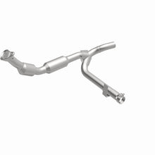 Load image into Gallery viewer, MagnaFlow Exhaust Products 4583009 California CARB Direct-Fit Catalytic Converter for Select Ford F-150