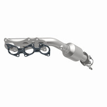Load image into Gallery viewer, MagnaFlow Exhaust Products 5481342 California CARB Manifold Catalytic Converter for Select Toyota 4Runner, Toyota FJ Cruiser, Toyota Tacoma, Toyota Tundra