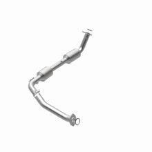 Load image into Gallery viewer, MagnaFlow Exhaust Products 5582629 California CARB Direct-Fit Catalytic Converter for Select Toyota Tundra