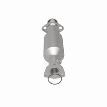 Load image into Gallery viewer, MagnaFlow Exhaust Products 3391401 California CARB Direct-Fit Catalytic Converter for Select Honda Odyssey