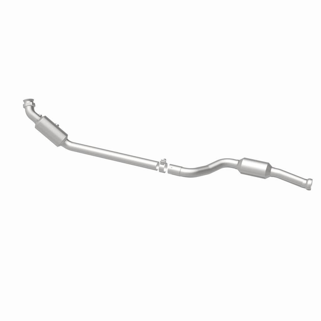 MagnaFlow Exhaust Products 21-563 OEM Grade Direct-Fit Catalytic Converter for Select Mercedes-Benz CLS550