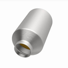 Load image into Gallery viewer, MagnaFlow Exhaust Products 51809 OEM Grade Universal Catalytic Converter for Select Chevrolet Express 4500, Chevrolet Suburban HD, GMC Savana