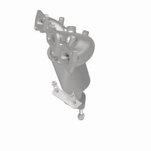 Load image into Gallery viewer, MagnaFlow Exhaust Products 5551218 California CARB Manifold Catalytic Converter for Select Ford Edge, Ford Explorer, Ford Police Interceptor Utility, Lincoln MKX