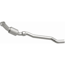 Load image into Gallery viewer, MagnaFlow Exhaust Products 5561585 California CARB Direct-Fit Catalytic Converter for Select Chrysler 300, Dodge Charger, Dodge Magnum