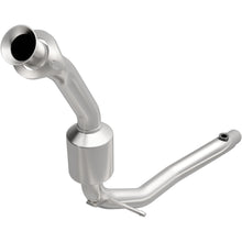 Load image into Gallery viewer, MagnaFlow Exhaust Products 444318 California CARB Direct-Fit Catalytic Converter for Select Chrysler Concorde, Chrysler LHS, Chrysler New Yorker, Dodge Intrepid, Eagle Vision