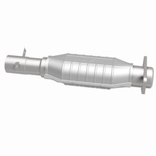 Load image into Gallery viewer, MagnaFlow Exhaust Products 93486 Standard Grade Direct-Fit Catalytic Converter for Select Chevrolet S10, Chevrolet S10 Blazer, GMC Jimmy, GMC S15, GMC S15 Jimmy, GMC Sonoma, GMC Syclone, GMC Typhoon, Oldsmobile Bravada