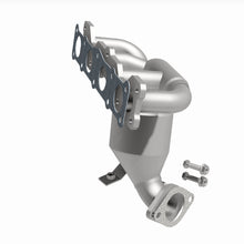 Load image into Gallery viewer, MagnaFlow Exhaust Products 5531125 California CARB Manifold Catalytic Converter for Select Hyundai Sonata, Kia Optima