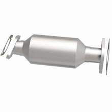 Load image into Gallery viewer, MagnaFlow Exhaust Products 52863 OEM Grade Direct-Fit Catalytic Converter for Select Hyundai Elantra, Hyundai Elantra Coupe, Hyundai Elantra GT, Hyundai Santa Fe, Kia Forte, Kia Sorento