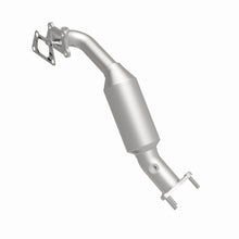 Load image into Gallery viewer, MagnaFlow Exhaust Products 5582611 California CARB Direct-Fit Catalytic Converter for Select Chevrolet Colorado, GMC Canyon