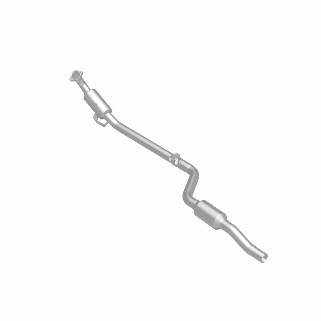 MagnaFlow Exhaust Products 21-440 OEM Grade Direct-Fit Catalytic Converter for Select Mercedes-Benz GLK350