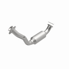 Load image into Gallery viewer, MagnaFlow Exhaust Products 4451315 California CARB Direct-Fit Catalytic Converter for Select Ford Explorer, Mercury Mountaineer