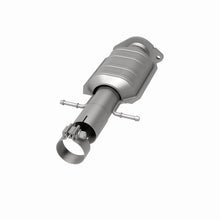 Load image into Gallery viewer, MagnaFlow Exhaust Products 51913 OEM Grade Direct-Fit Catalytic Converter for Select Chevrolet Malibu, Pontiac G6, Saturn Aura