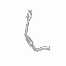Load image into Gallery viewer, MagnaFlow Exhaust Products 4481698 California CARB Direct-Fit Catalytic Converter for Select Isuzu Amigo